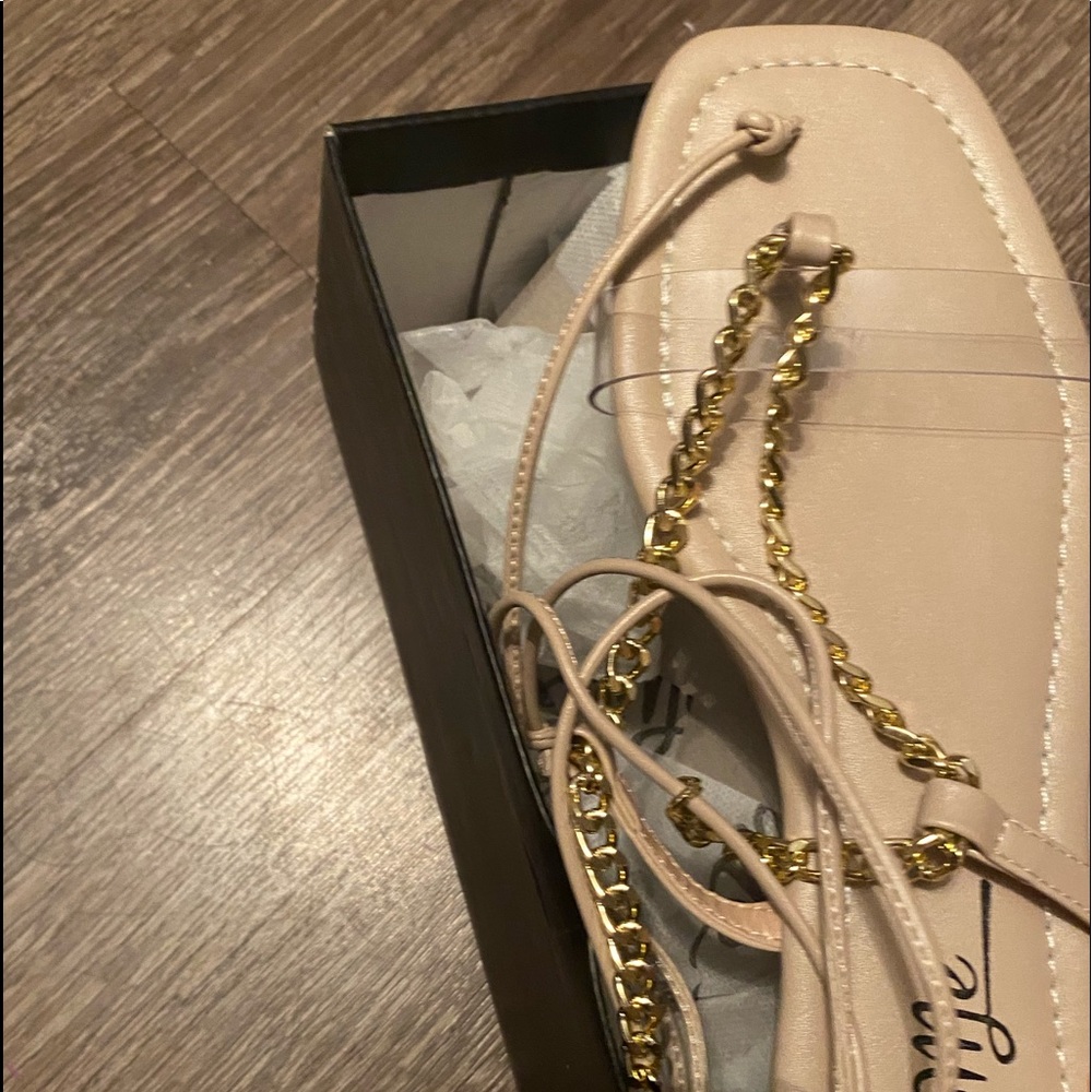 Sandals with chains ✨ - Picture 2 of 3